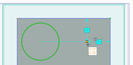 2つ目以降は、スナップが表示されるので、それを利用して円の中心を指定します。